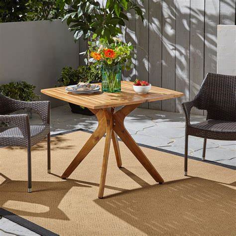 rug for outdoor dining table
