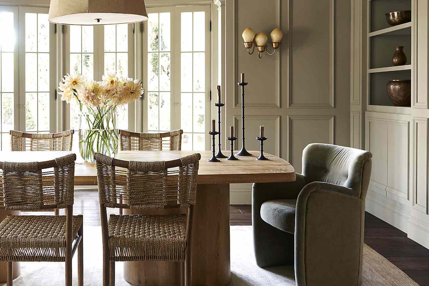 How to Paint Dining Table