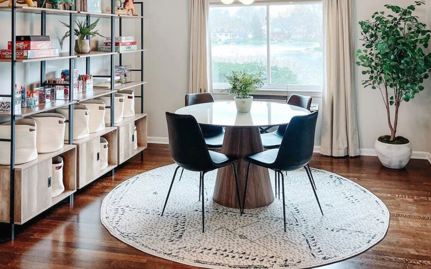 Round vs Rectangular Dining Tables
