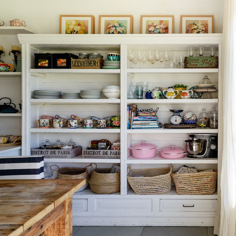 open kitchen cabinets