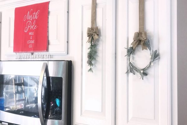 Create a Christmas Atmosphere Cabinet