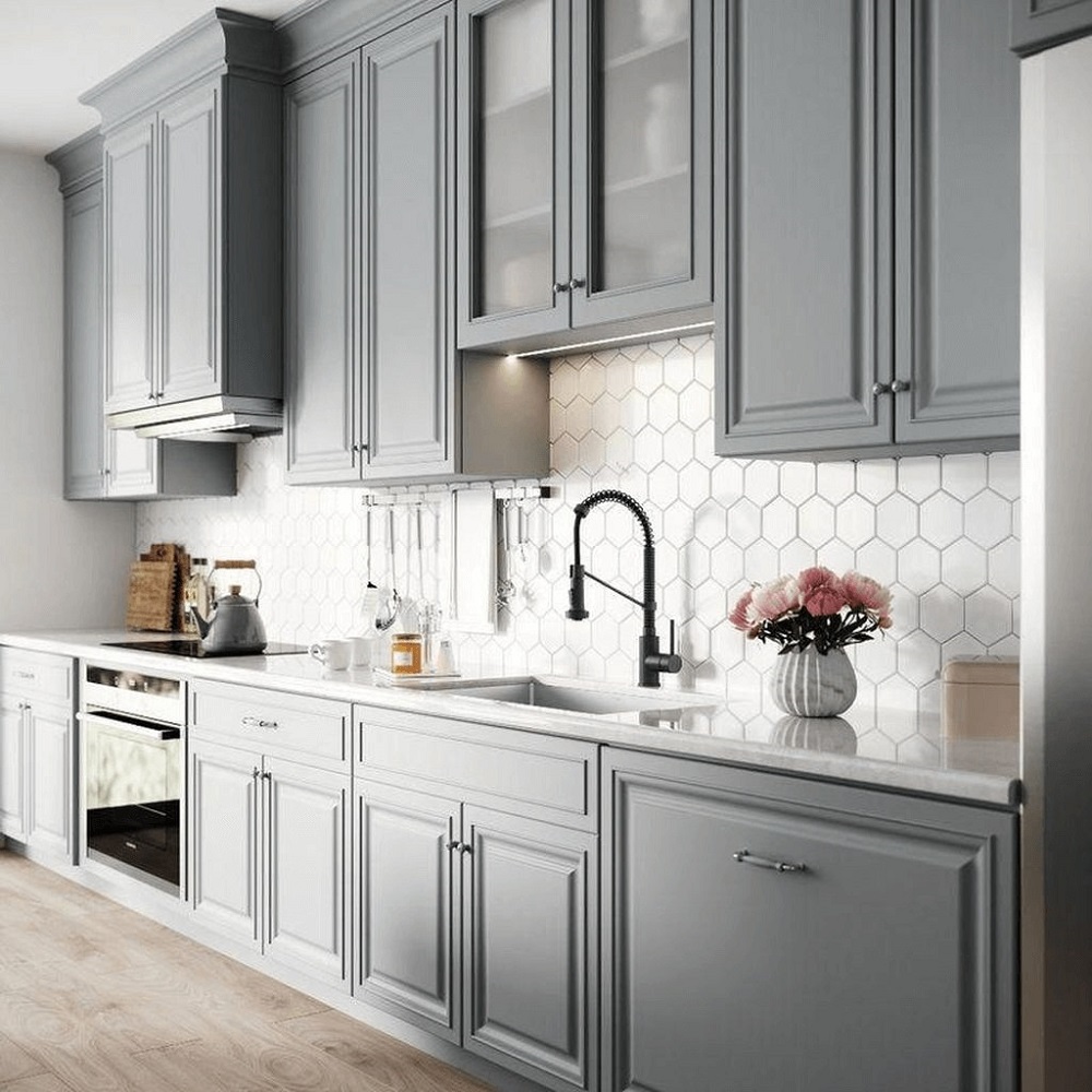 backsplash with gray cabinets