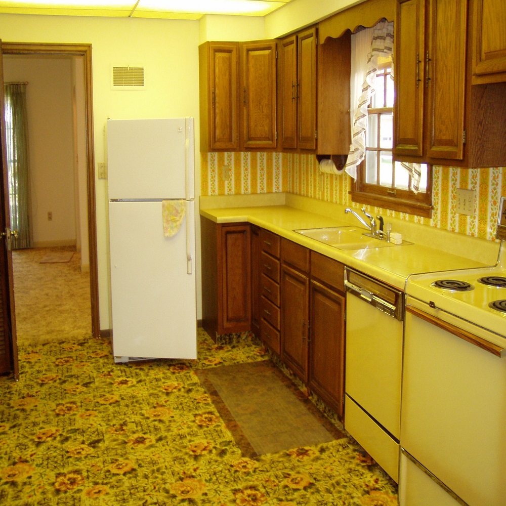 before and after 1970s kitchen cabinets