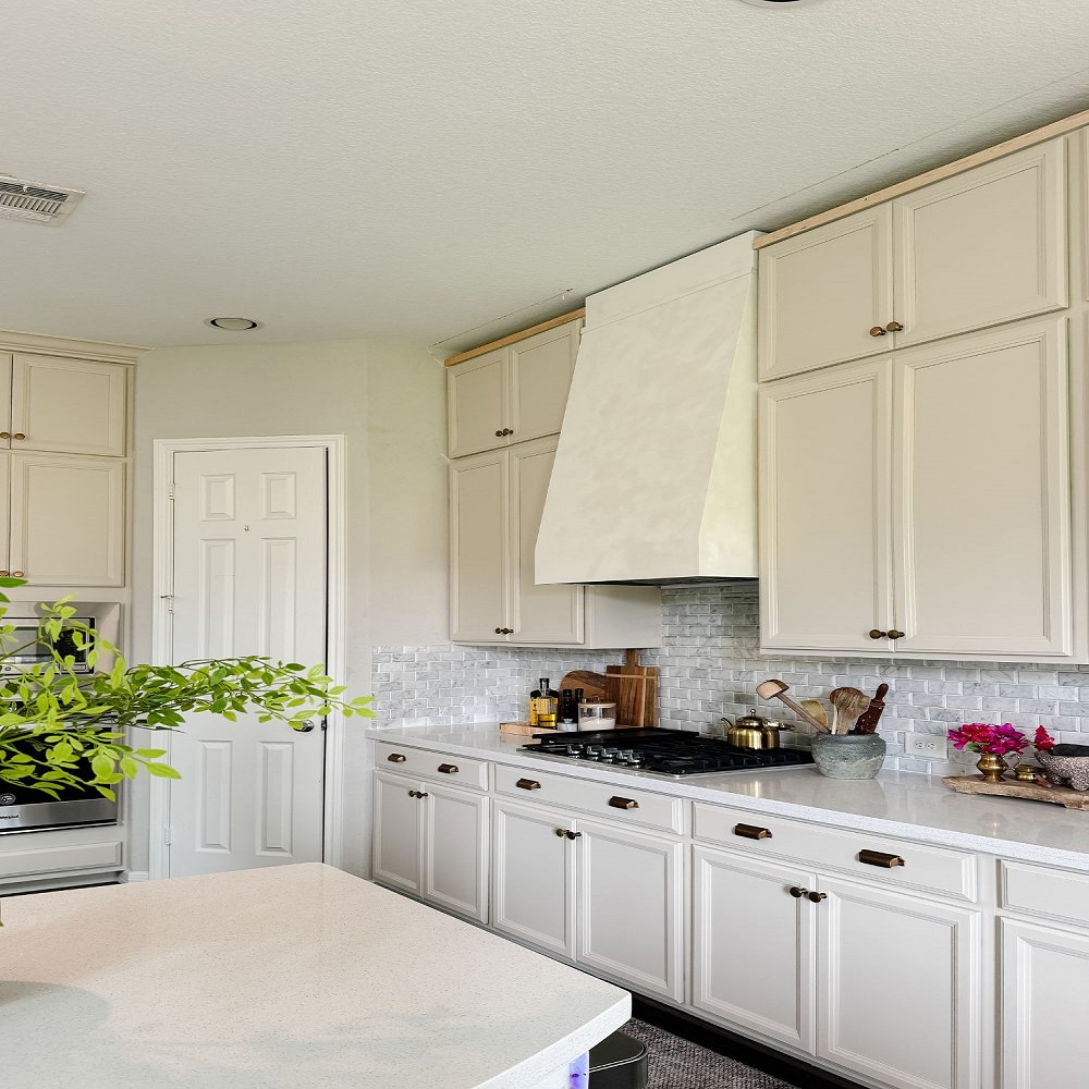 best paint finish for cabinets