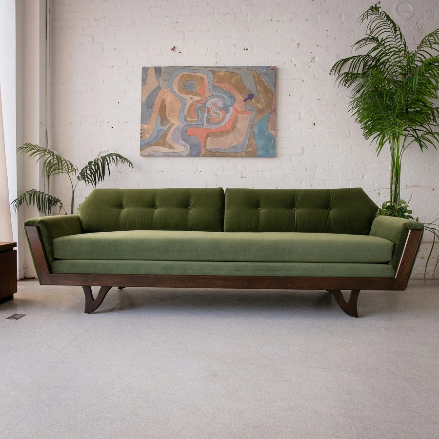 green sofa
